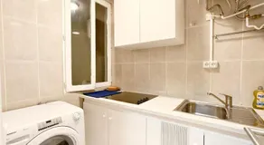 35m2 Marais 2BR Apartment near Pompidou and Metro - Image 3