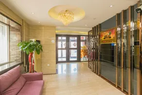 Qicai Holiday Hostel - Image 4