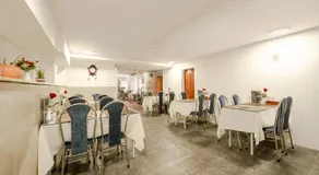 A25 Hotel - 46 Châu Long - Image 4