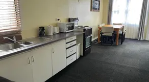 Mountain View Motel - Image 3