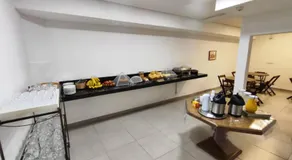 Hotel Itu Shopping - Image 3