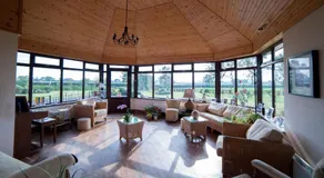 Browns Country House - Image 3