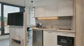 Tiffany Apartments - Image 5