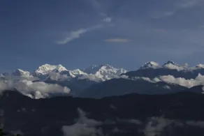 Gateway to Mr. Kanchenjunga (Himalaya) - Image 5