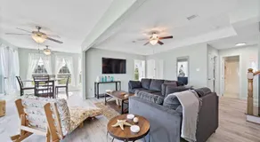 Stunning bayfront home with spacious deck and incredible Galveston Bay views - Image 2