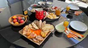 Swiss Retreat Goolwa - Image 4