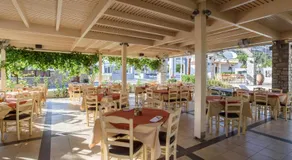 Matina Pefkos Aparthotel - Image 5