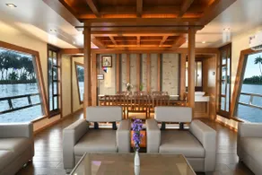 Royal Houseboats - Image 3