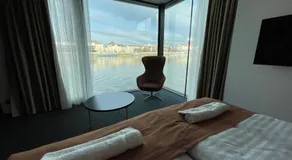 Ponton Rooms - Image 5