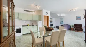 Apartments 7+ - Image 3