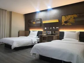 IU Hotel (Shijiazhuang Yucheng Lianzhou West Road) - Image 2