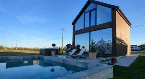Oasis Pool House - Image 3