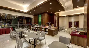 Rocana Hotel - Image 3