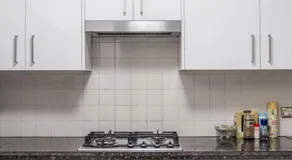 Three-bedroom apartment in the heart of Sydney Walking distance to Town Hall, QVB, Chinatown Pool and gym - Image 4
