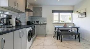 The Hawton House - Image 3