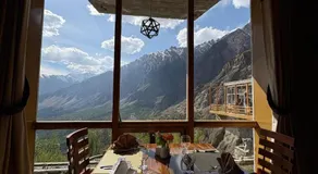 Eagle's Nest Hotel - Image 5