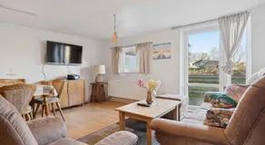 Calm Holiday Home With Great Outings - Image 2