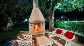 Riverside Guesthouse & Sauna - Image 3