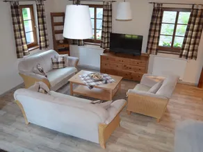 Beautiful, spacious holiday home with fireplace and garden pool near the golf course - Image 2