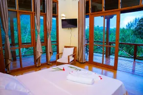 Villa Vanilla Room 3 - Image 4