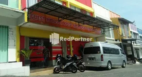 Pringgondani Guest House At Pandanaran Hills Semarang - Image 3