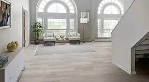 Landing Chic 1BD Gym - Image 3