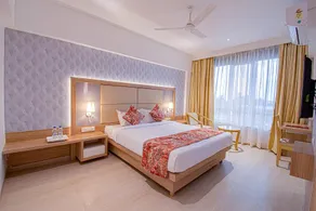 Hotel Park Tree, NEAR 5 STAR MIDC, KANERIWADI, NH4 GOA HIGHWAY KOLHAPUR - Image 2