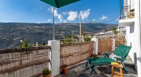 Casa La Soleá. Vistas al pueblo y la Sierra - Image 5