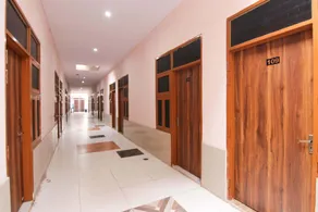 Hotel O Royal Place - Image 3