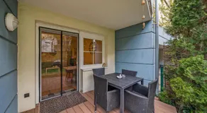Cozy Apartment near Airport & City Center with Private Garden - Image 5