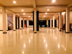 Trident Sea Hotel - Image 4