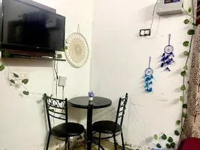 Cozy service apartment with great connectivity - Image 5