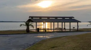 Find a Gentle, Cozy Retreat Beside Lake Livingston - Image 4