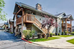 Fox Pointe at Redstone - Image 4