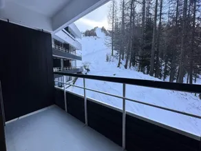 Studio in France with Ski-In Access - Image 3