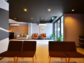 H2 Hotel - Image 5