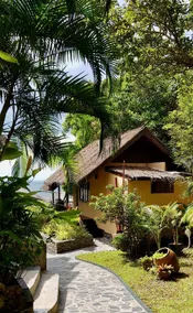 Beyond The Blue Horizon Boutique Bungalows - Image 4