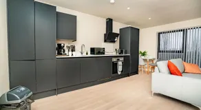 Fabulous 1 Bed Apartment in Birmingham - Image 3