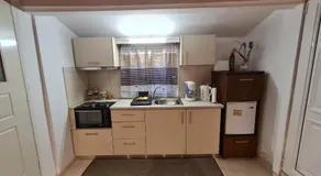 Semelia & Maria's Guest House - Spacious Stay for 3 - Image 3