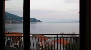 Agréable appartement de vacances avec terrasse et barbecue | Vue jardin | Proche de la plage - Image 3