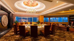Celebrity Ruicheng Hotel - Image 2