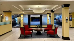 Holiday Inn Express and Suites Detroit North-Troy by IHG - Image 3