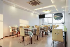 Haiyue Hotel (Nanjing Lishui Hailecheng) - Image 5