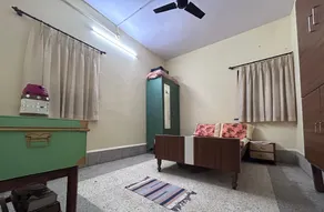 Esha's Homely Stay - Image 2