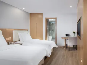 Vienna Hotel Fujian Putian Hanjiang - Image 2