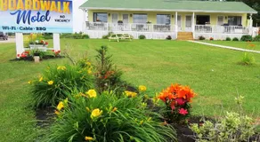 Boardwalk Motel - Image 3