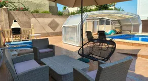 Villa with super swimming pool - Image 2