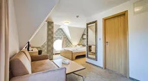 Hotel Zámek Berchtold - Image 2