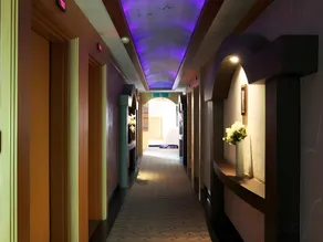 Valentine Hotel - Image 5