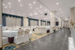 Heisman International Hotel Nanchuan Wanda - Image 3